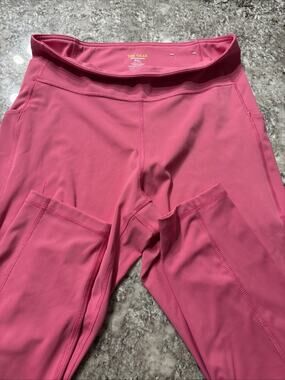 Tek Gear Ultrastretch Women's Pink Capri Active Leggings with Pockets